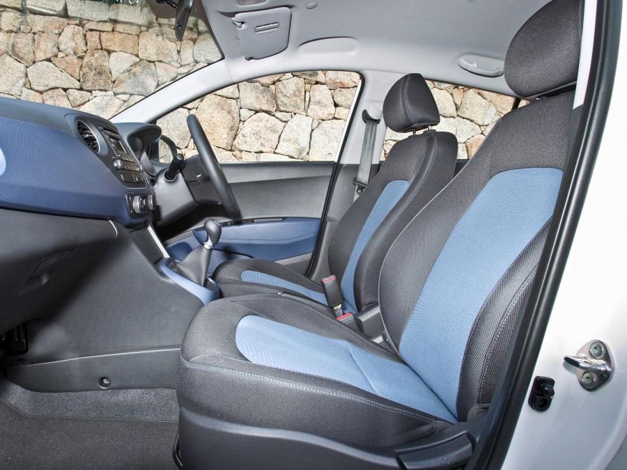  Hyundai i10 2013 года  (UK) (фото 9 из 12)